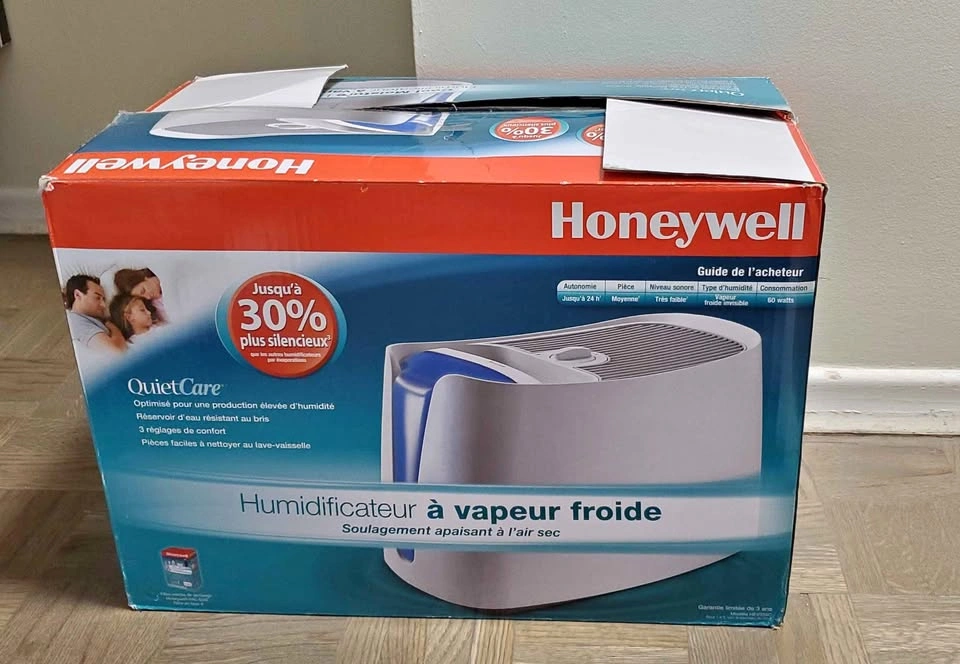 Honeywell QuietCare Cool Moisture Humidifier, 1-Gallon +filter