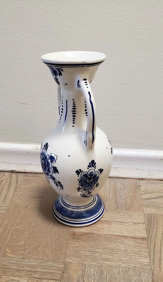 Delft Blue Vase, 10" high - photo 2