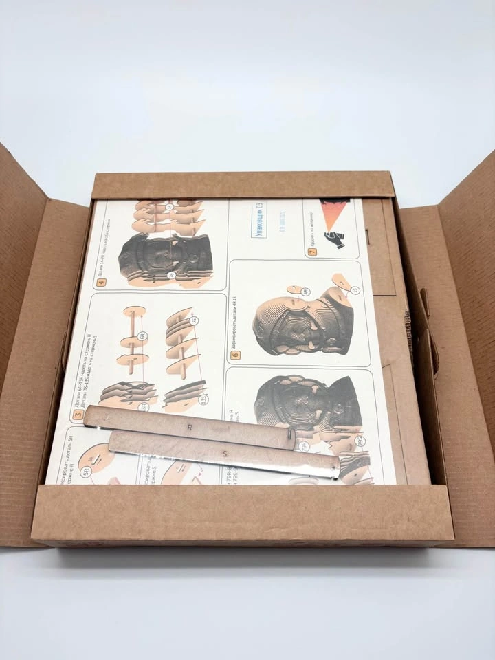 3D Cardboard Puzzle - Yuri Gagarin Cosmonaut - photo 5