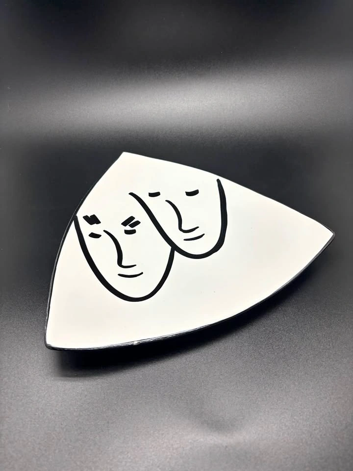 Vintage Black and White Triangular "Two Faces" Plate