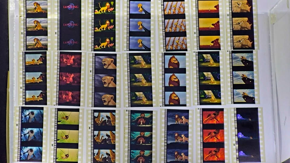 Movie film cells 35mm original The lion king 1993 - photo 2