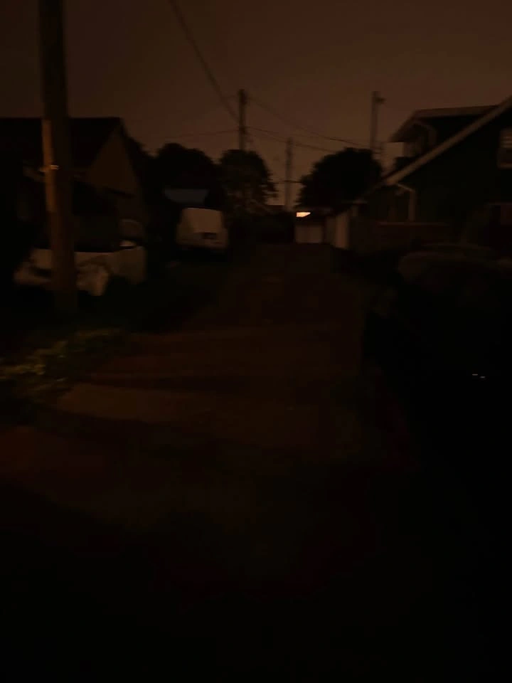Acebeam E75 Super Flashlight - photo 2