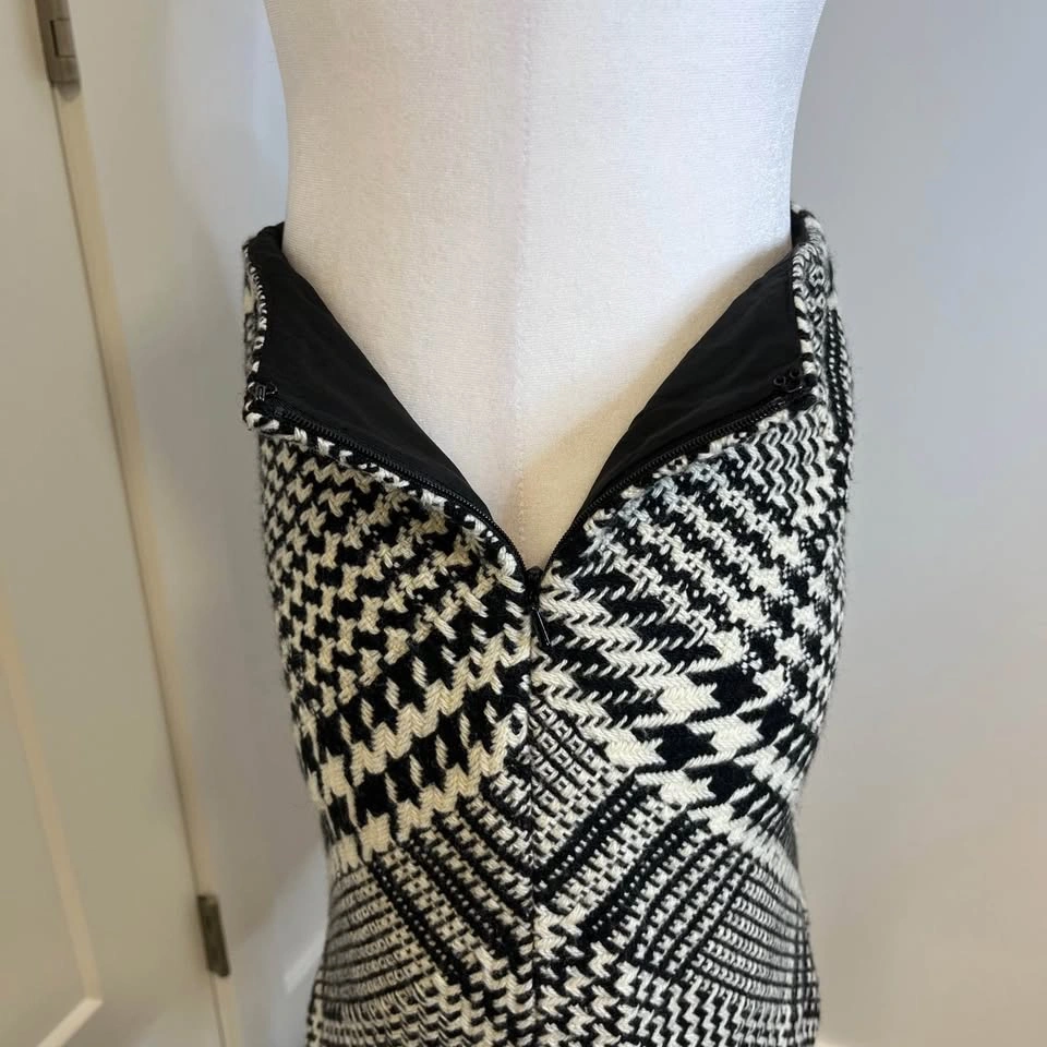 KENNETH COLE Patterned Tweed Wool Pencil Skirt - photo 4