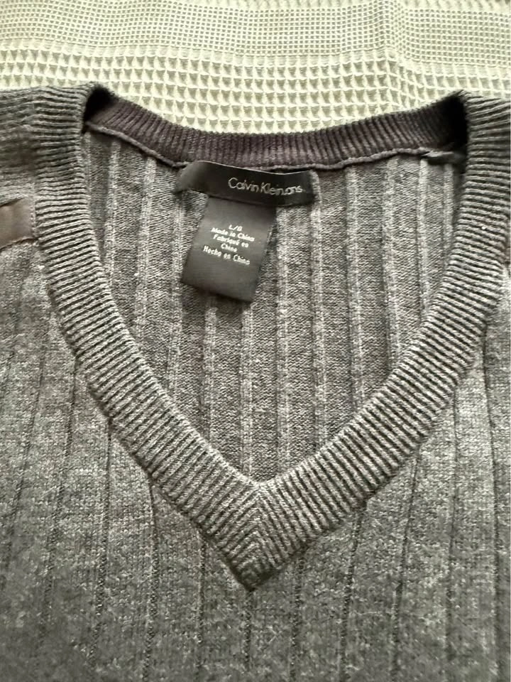 Calvin Klein Jean Sweater - Large - Grey - photo 2