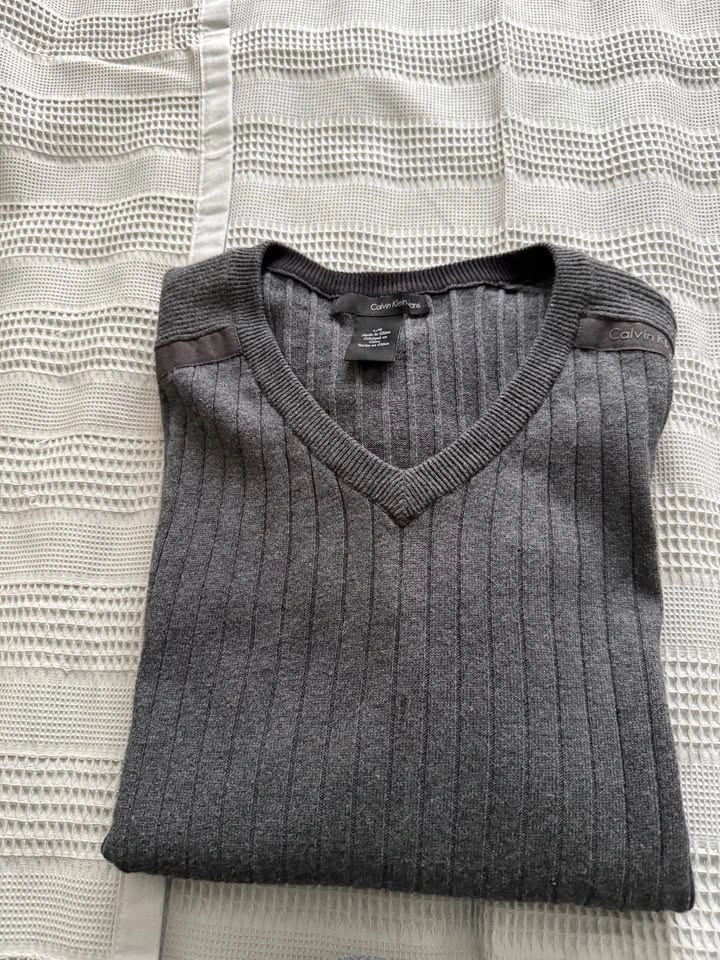 Calvin Klein Jean Sweater - Large - Grey - photo 4