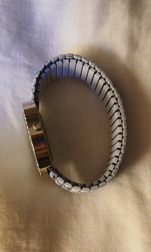 Butterfly & Crystal Watch - photo 4