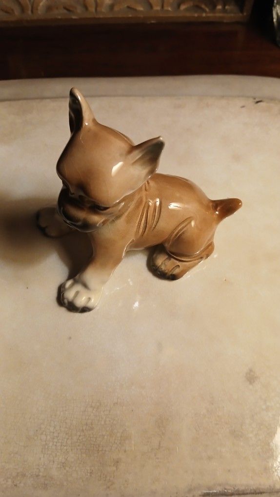 Vintage Porcelain Boxer Puppy Figurine - photo 4