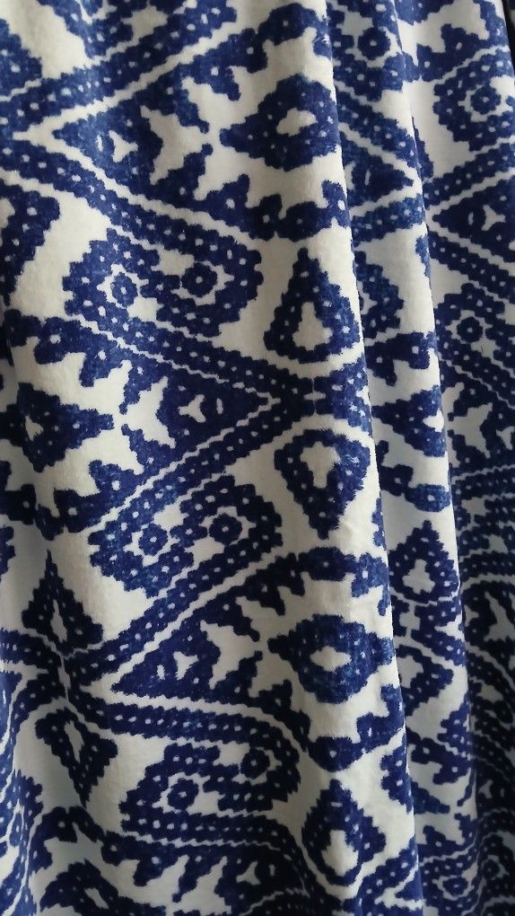 Gorgeous Large Designer Beach Towels. 2x - photo 2