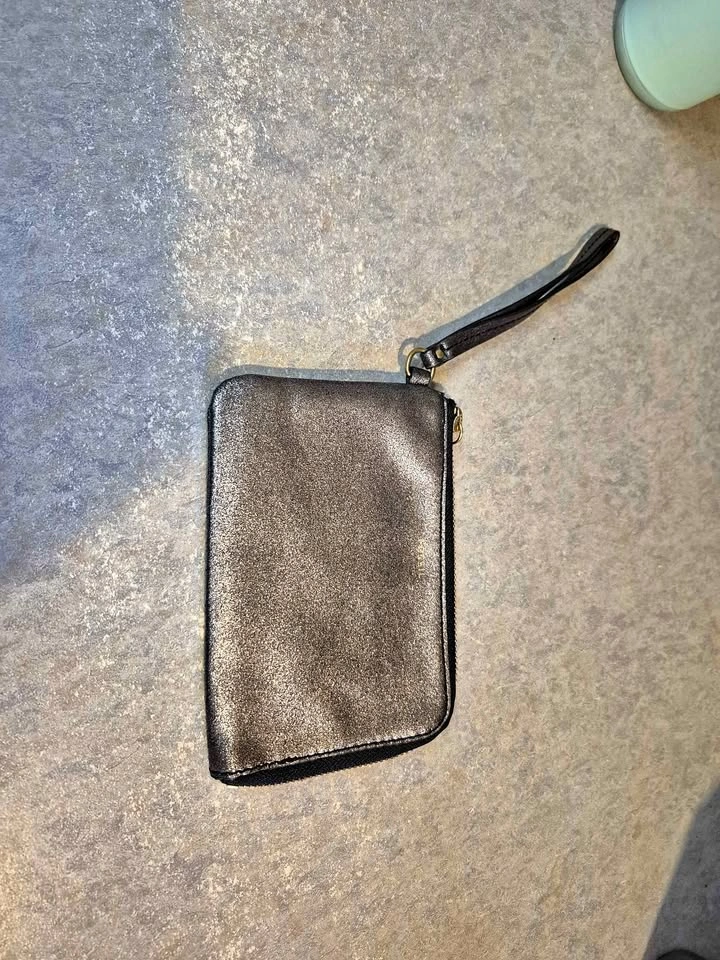 Fossil Wristlet (used once, looks like new)