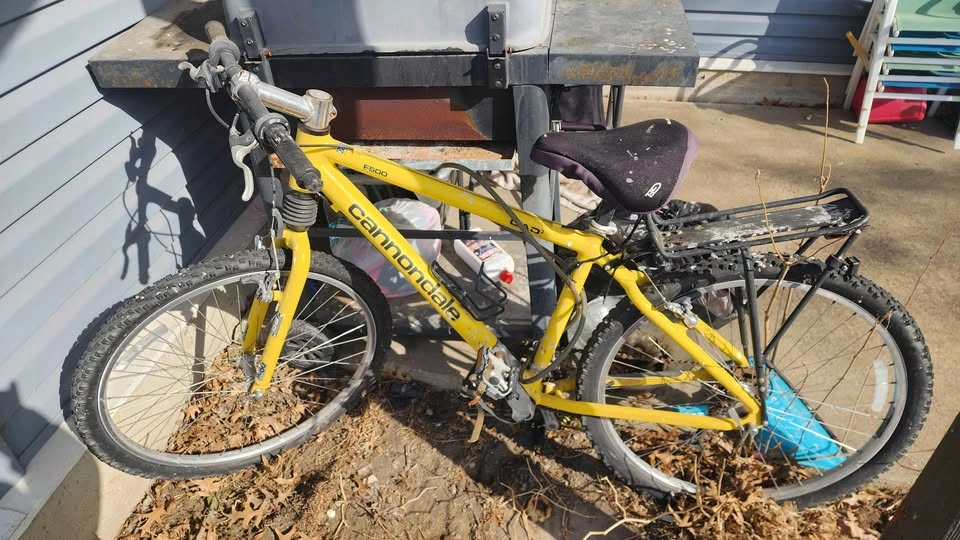 Cannondale Mountain Bike - photo 2