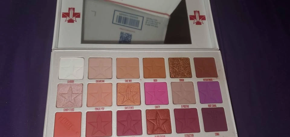 Jeffree Star Eyeshadow - photo 2