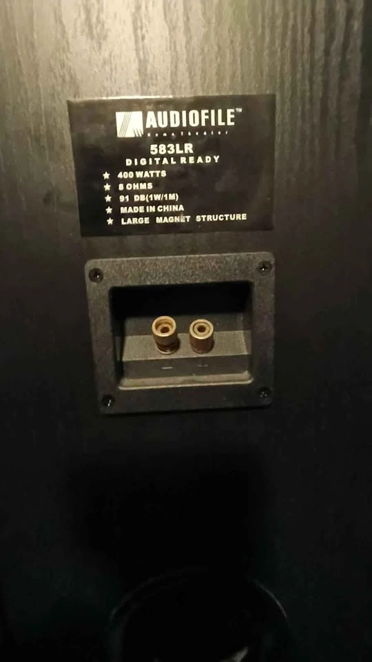 Pair of speakers - photo 2