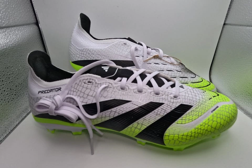 Adidas Predator League Soccer Cleats FG Size 11