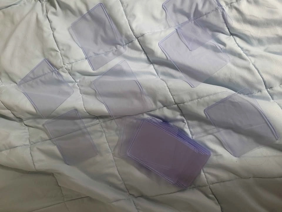 Card protectors - photo 2