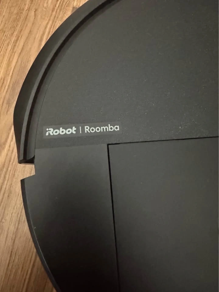 iRobot Roomba Robot Vacuum – Like New – Alexa Compatible – No Do - photo 3