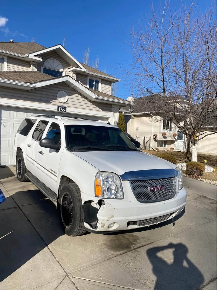 2008 GMC Yukon Denali XL - photo 3