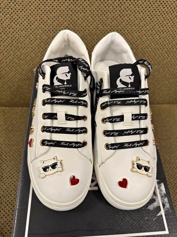 KARL LAGERFELD WOMEN CATE PINS SNEAKERS