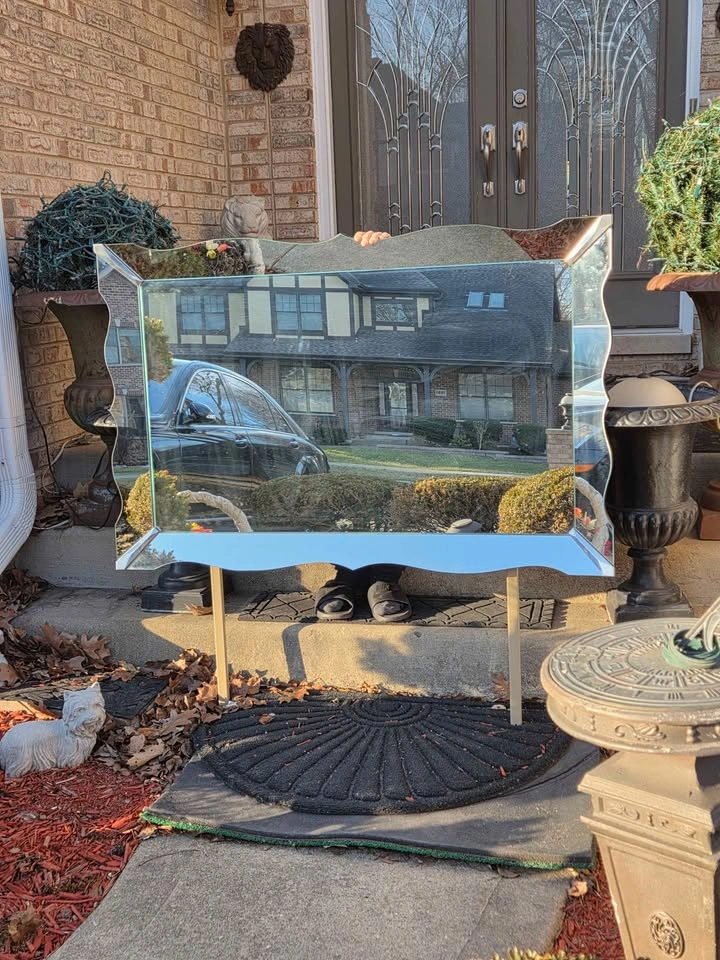 Ornate Mid Century Style Mirror from the 1950's - photo 3
