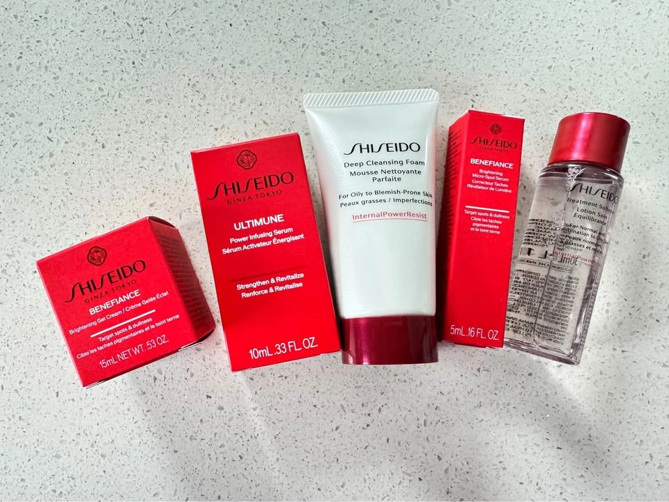 Brand new Shiseido luxury skincare gift set, 5 travel size items