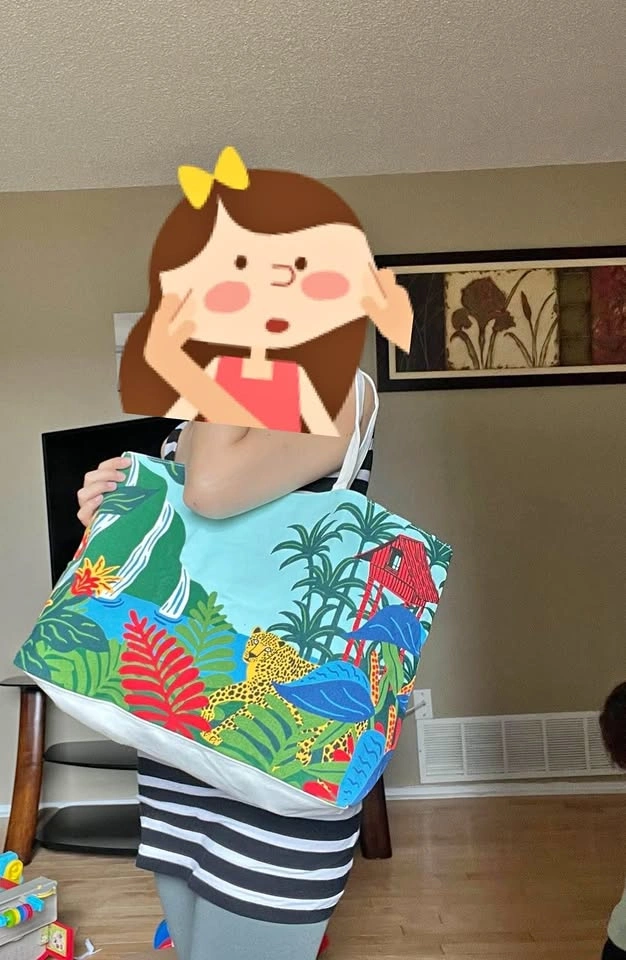 Brand new canvas tote bag $5 each Firm price, pick up is nearby