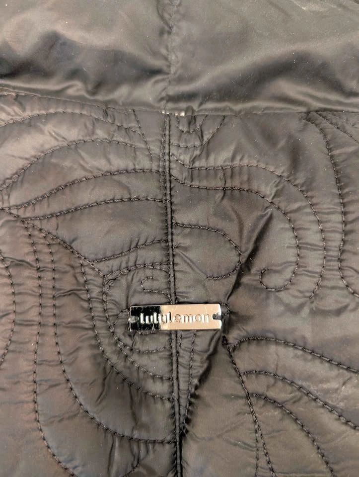 Women's Lululemon Black Down Vest - photo 3