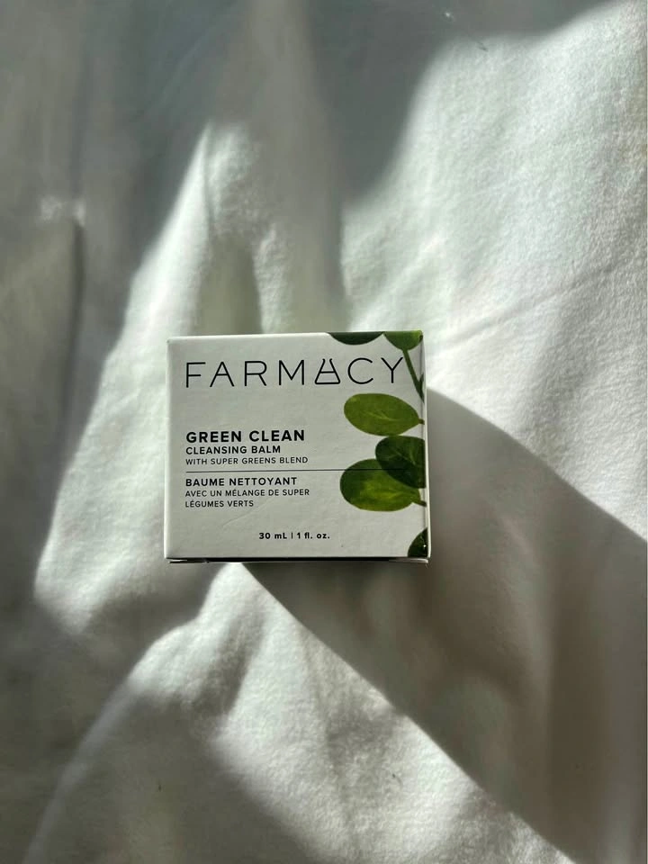 Brand new. Farmacy green Makeup cleansing balm. 30ml