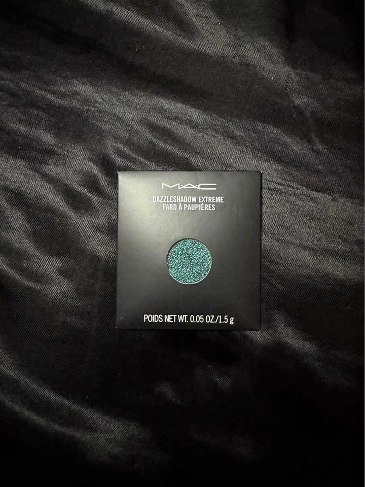 MAC Dazzleshadow Extreme - Emerald Cut (Brand New)
