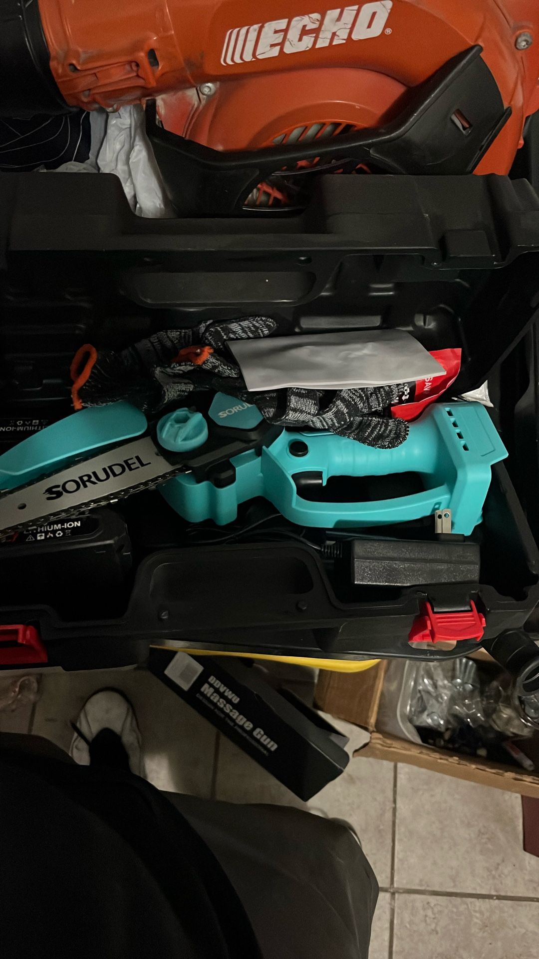 Hand 2Battery Chain Saw