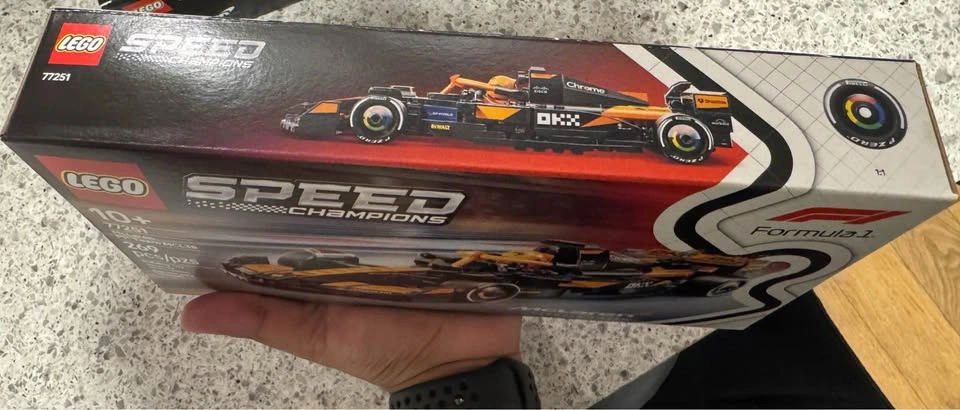 LEGO Speed Champions McLaren F1 Team MCL38 Set 77251 - photo 4