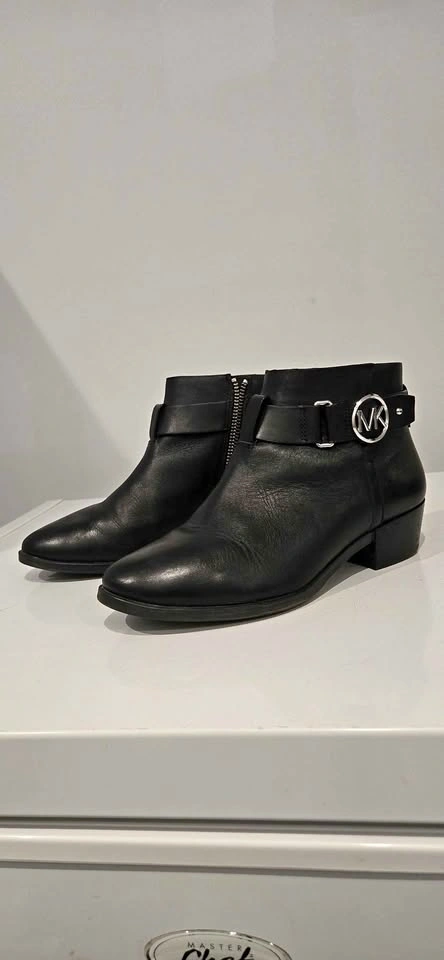 Michael Kors Black Ankle Boots Size 5