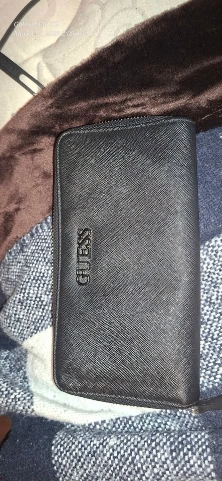 Guess Zip Around Wallet (Womens) - photo 2