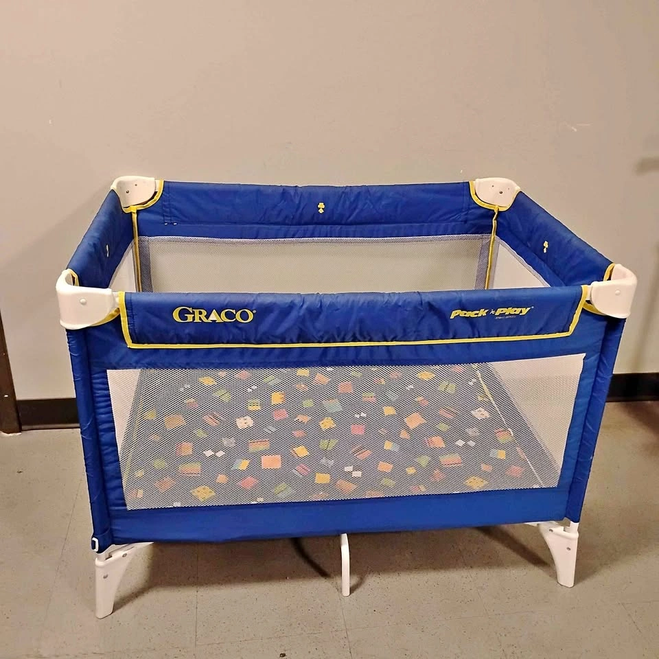 Graco Pack 'n Play Portable Travel Crib