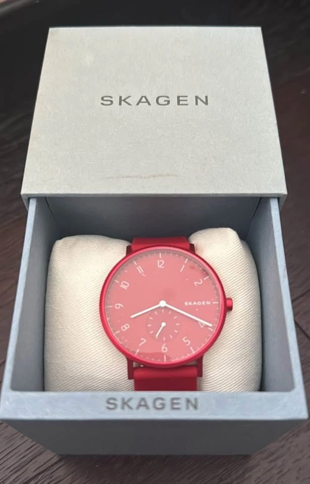 Skagen Unisex Aaren Kulor Poppy Red Silicone Strap Watch 41mm