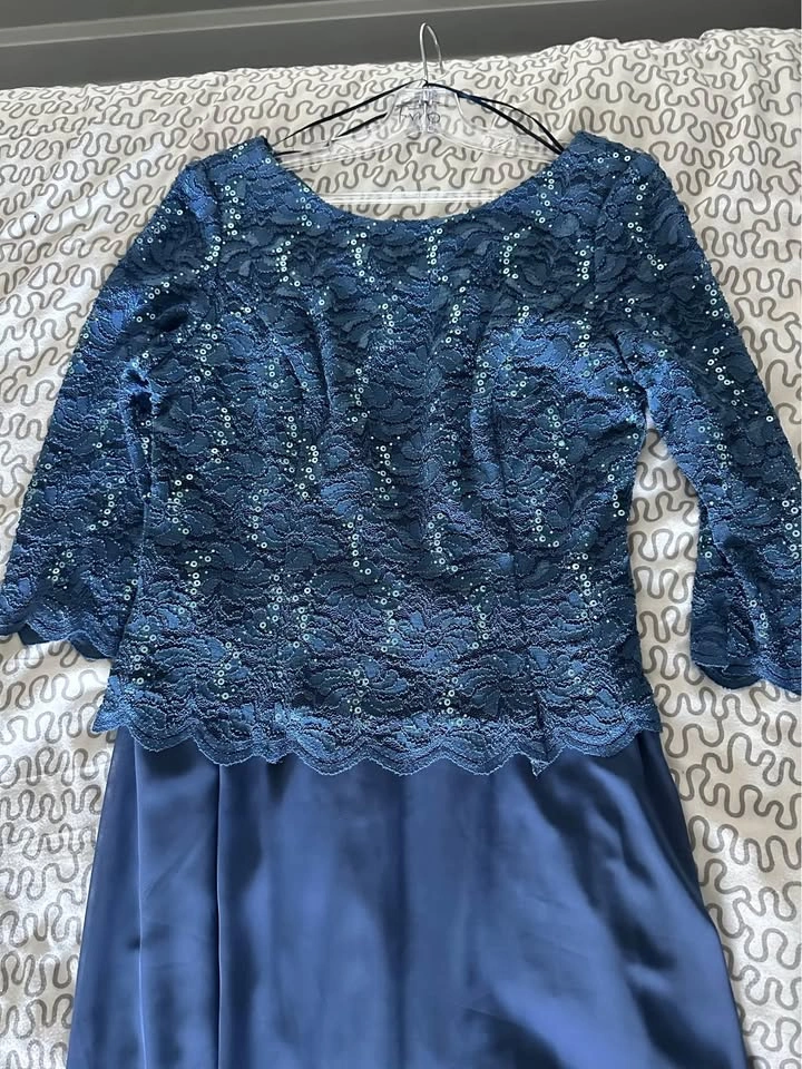 Alex Evenings Women's Long Mock Sequin Lace Bodice Dress - photo 2
