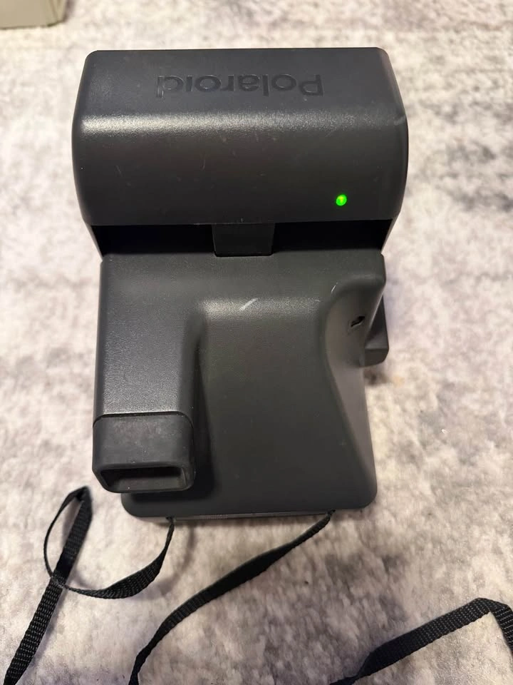 Vintage Polaroid Close Up 600 Instant Camera - photo 2