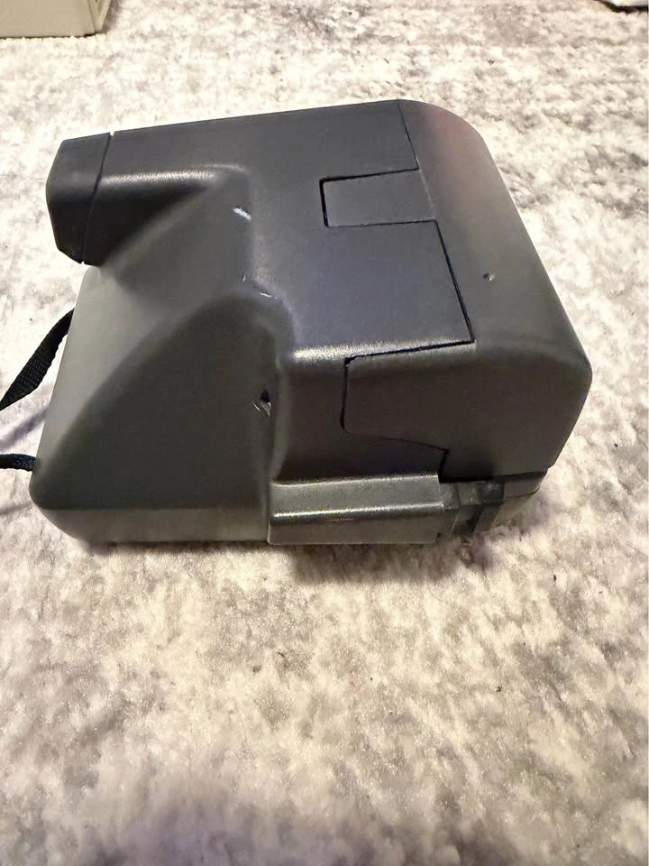 Vintage Polaroid Close Up 600 Instant Camera - photo 5