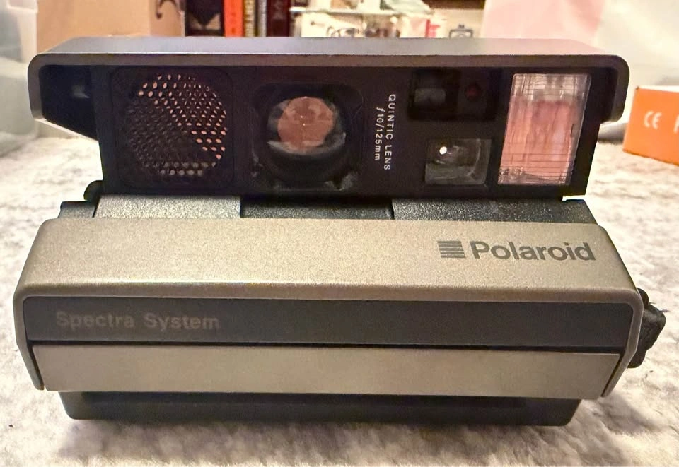 Polaroid Spectra System Instant Film Camera - photo 2