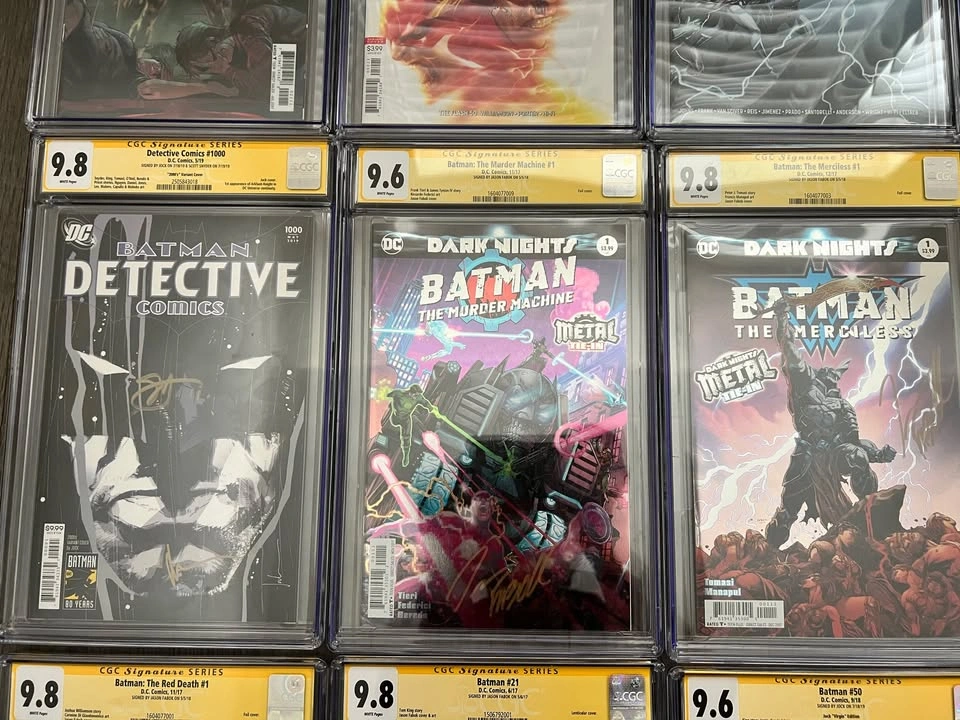 Batman the Merciless #1 - Foil - CGC 9.8 - photo 4