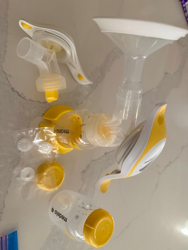 Medela Harmony Handheld Breast Pump x2 - One Flange