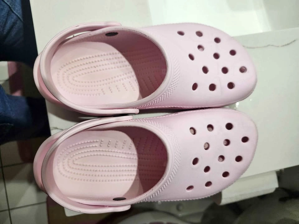 🌸 Pink Crocs with Jibbitz – Kids size J3 🌸