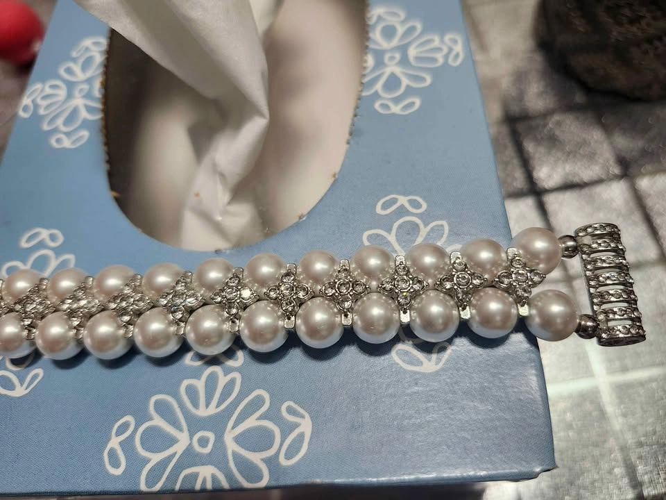 Fashion Beaded Watch Band – Elegant Pearl Style for Samsung watc - photo 3