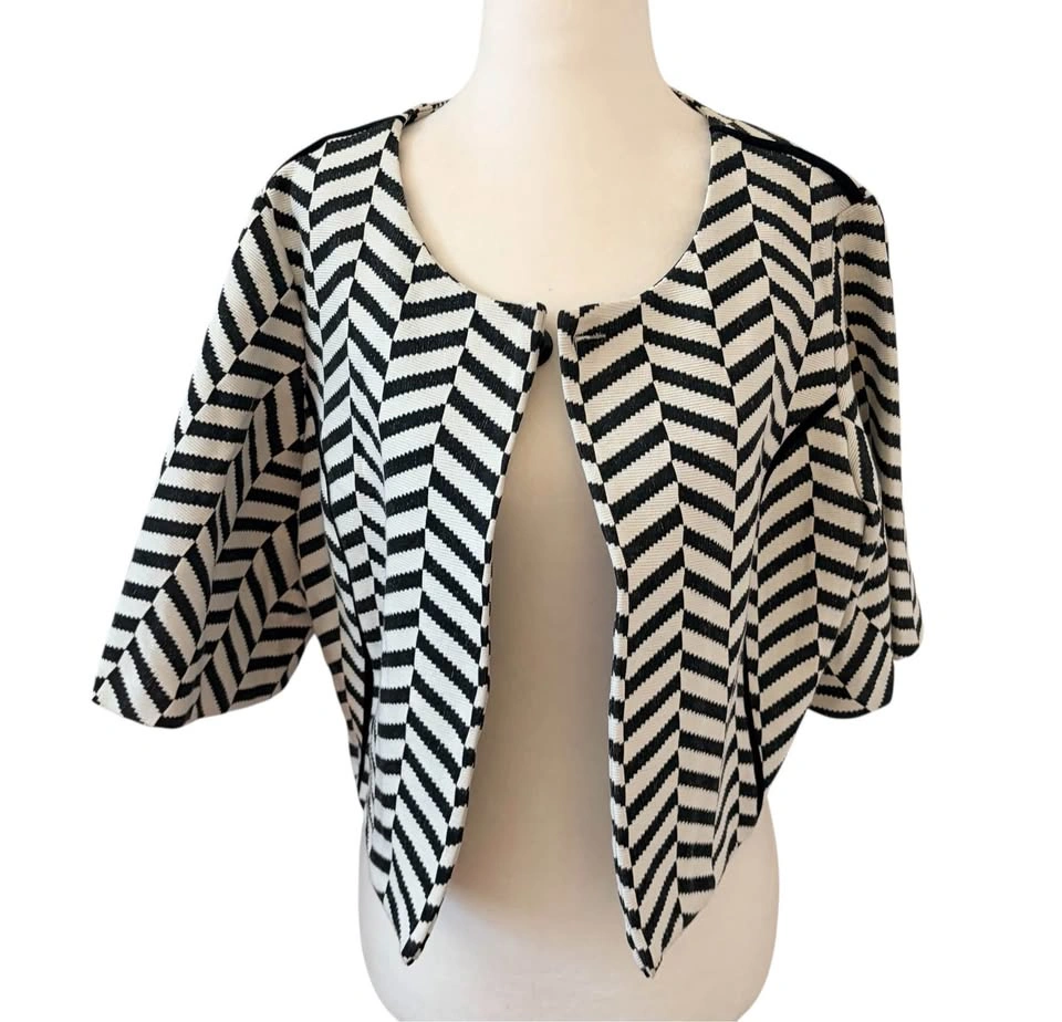 Picadilly Black White Chevron Large Cropped Jacket - photo 2
