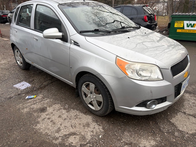 2009 Chevrolet Aveo - photo 2