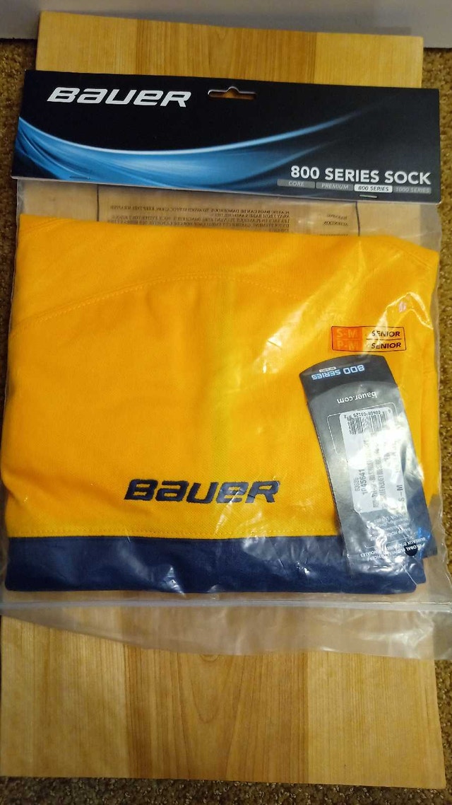 Bauer 800 Series Hockey Socks S-M