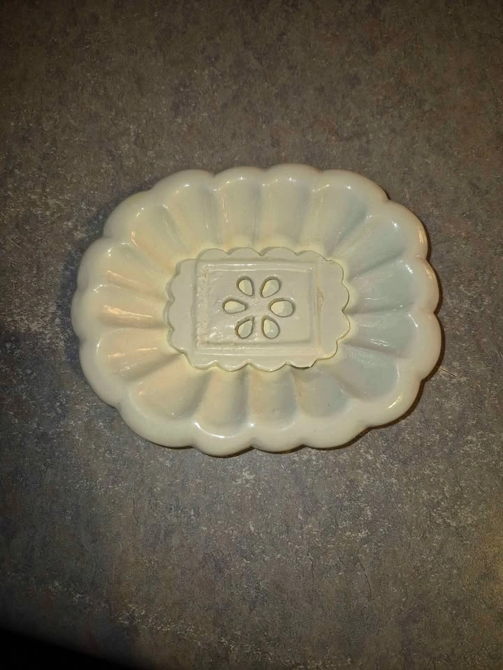 Vintage Bar Soap Holder - photo 5