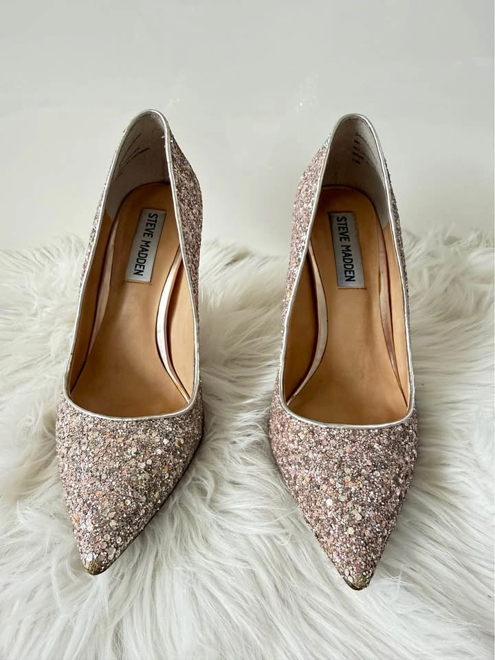 Steve Madden Pink Daisie Glitter Pumps - Size 6
