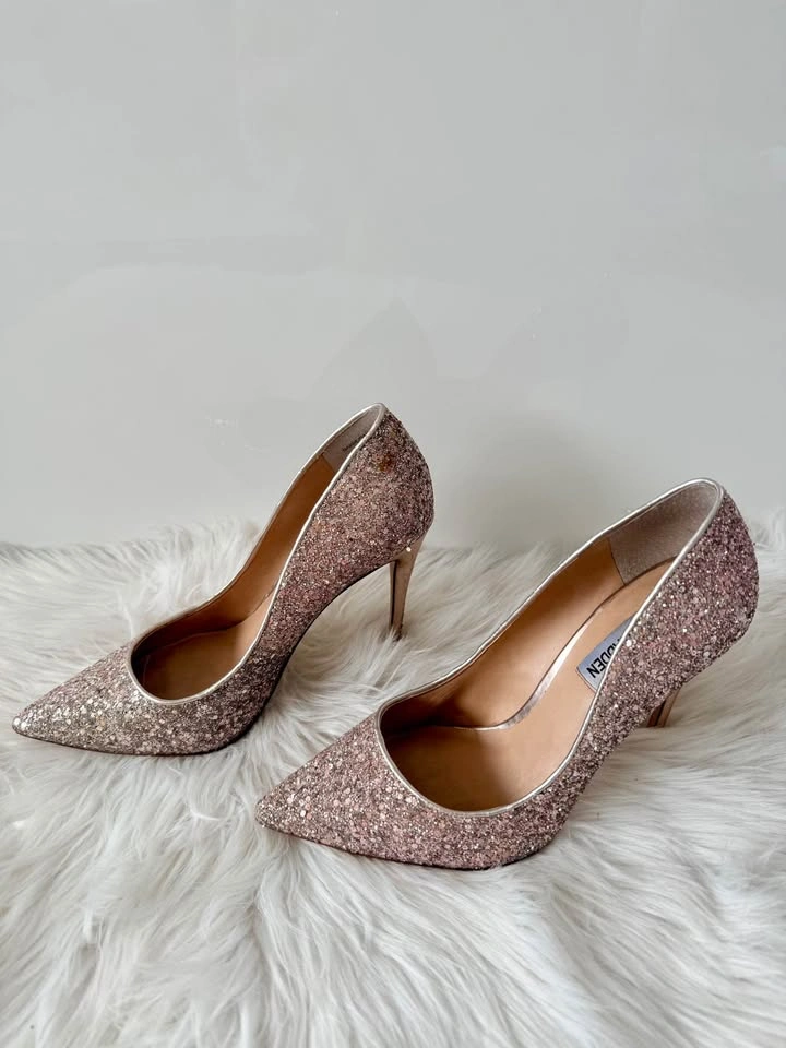 Steve Madden Pink Daisie Glitter Pumps - Size 6 - photo 4