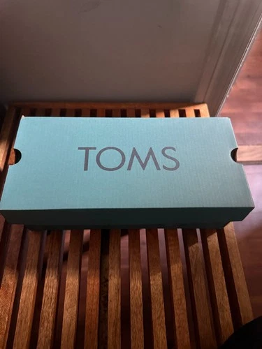 TOMS Shoes for women size 9 NEW in box - photo 2