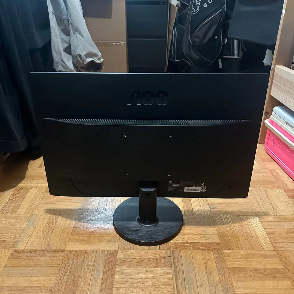 AOC 21.5” 60Hz 1080p LCD Freesync Gaming Monitor G2260VWQ6 - photo 2