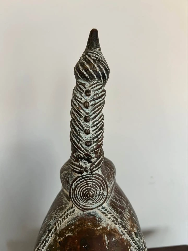 Large Vintage Benin Bronze Oba Head – 16” Lost-Wax Cast, African - photo 5